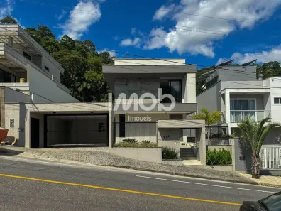 Casa com 3 Quartos à venda, 329m² no Amizade, Jaraguá do Sul