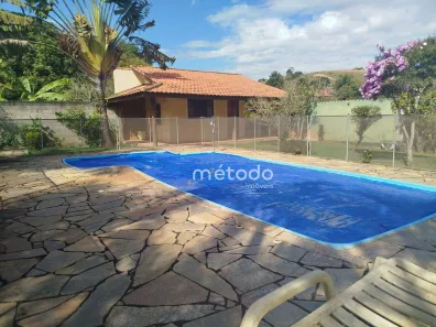 Fazenda/Sítio com 4 Quartos à venda, 408m² no Jardim Costão, Santa Branca