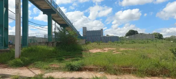 Lote/Terreno à venda, 2600m² no Chácaras Bauruenses, Bauru