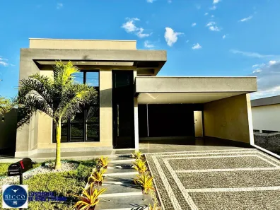 Casa de Condomínio com 3 Quartos à venda, 197m² no Jardins Nápoles, Senador Canedo