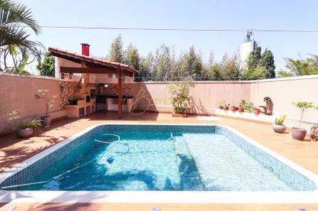 Casa com 3 Quartos à venda, 271m² no Jardim Leonor, São Paulo