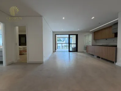 Apartamento com 3 Quartos para alugar, 119m² no Zona 03, Maringá