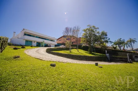 Prédio Comercial à venda, 1100m² no Boa Vista, Joinville