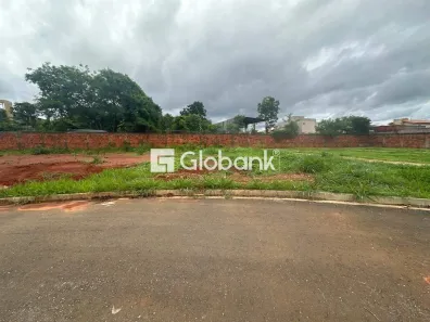 Lote/Terreno à venda, 312m² no Delfino Magalhães, Montes Claros
