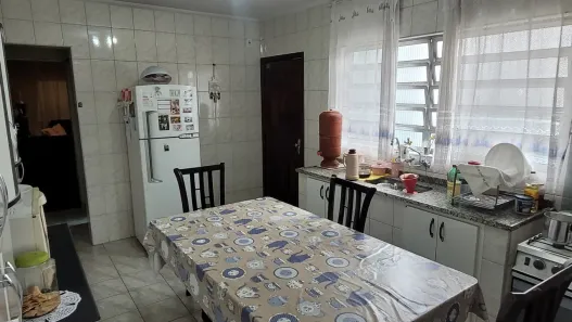 Sobrado com 2 Quartos à venda, 205m² no Cidade Líder, São Paulo