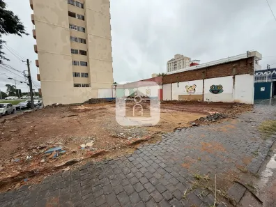 Ponto Comercial para alugar, 600m² no Nossa Senhora Aparecida, Uberlândia