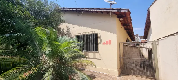 Casa com 4 Quartos à venda, 189m² no Setor Urias Magalhães, Goiânia