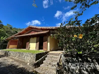 Fazenda/Sítio com 4 Quartos à venda, 1600m² no Lumiar, Nova Friburgo