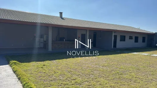 Fazenda/Sítio com 2 Quartos para alugar, 130m² no Jardim Olympia, Jacareí