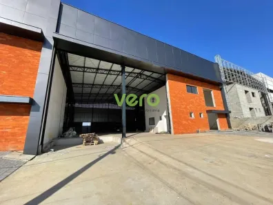 Galpão/Depósito/Armazém para alugar, 1140m² no Vila Bertini, Americana