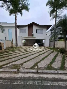 Casa de Condomínio com 4 Quartos para venda ou aluguel, 300m² no Arujá 5, Arujá