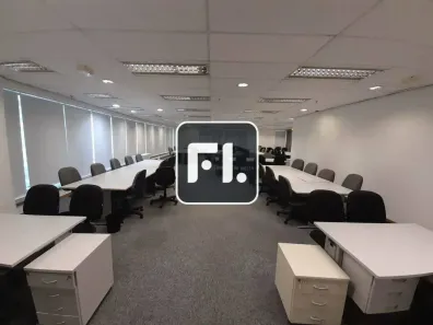 Sala Comercial para alugar, 330m² no Vila Olímpia, São Paulo