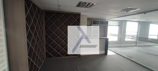 Sala Comercial para alugar, 200m² no Vila Olímpia, São Paulo