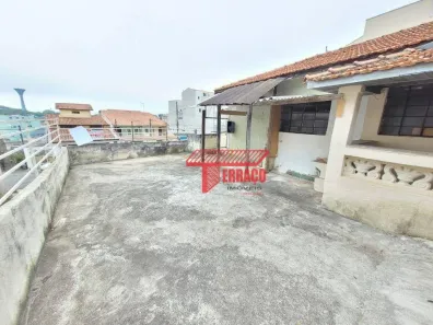 Sobrado com 2 Quartos à venda, 300m² no Vila Helena, Santo André