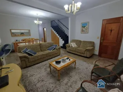 Sobrado com 3 Quartos à venda, 225m² no Jardim Paraíso, São Vicente