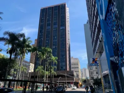 Sala Comercial para alugar, 216m² no Centro, Curitiba