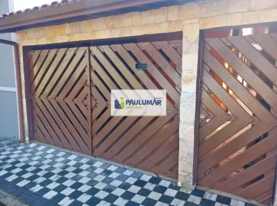 Sobrado com 4 Quartos à venda, 114m² no Centro, Mongaguá