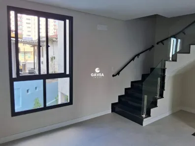 Sobrado com 2 Quartos à venda, 98m² no Ponta da Praia, Santos