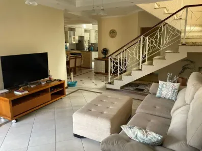 Casa de Condomínio com 4 Quartos para alugar, 300m² no Nova Caieiras, Caieiras