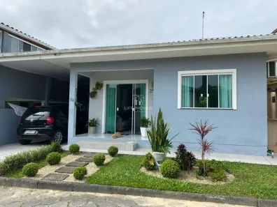 Casa com 3 Quartos à venda, 105m² no Centro, Garopaba