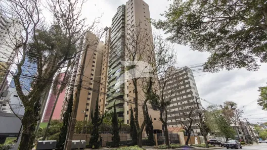 Apartamento com 3 Quartos para alugar, 174m² no Água Verde, Curitiba