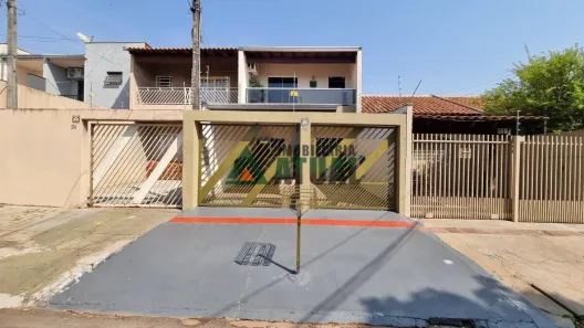 Casa com 3 Quartos à venda, 100m² no Chácaras Mussahiro, Londrina