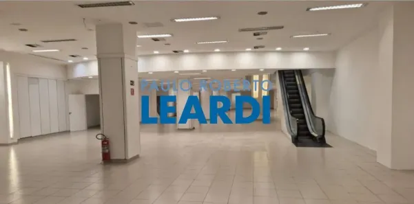 Ponto Comercial para alugar, 2000m² no Pinheiros, São Paulo