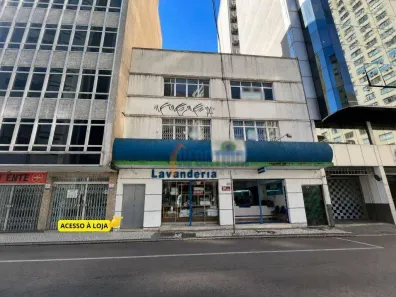 Ponto Comercial para alugar, 124m² no Centro, Curitiba