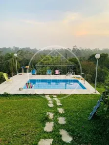 Fazenda/Sítio com 2 Quartos à venda, 200m² no Jardim Santa Tereza, São Paulo