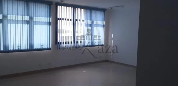 Sala Comercial à venda, 60m² no Centro, São José dos Campos