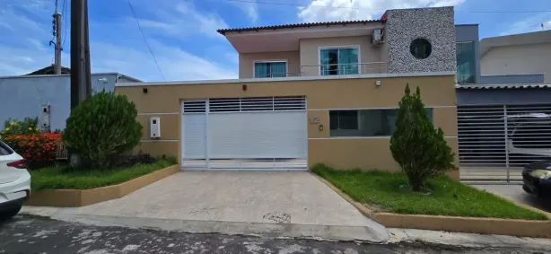 Casa de Condomínio com 3 Quartos à venda, 250m² no Ponta Negra, Manaus