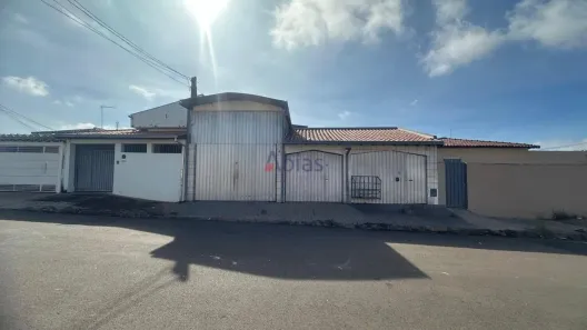 Galpão/Depósito/Armazém à venda, 285m² no Jardim Beatriz, São Carlos