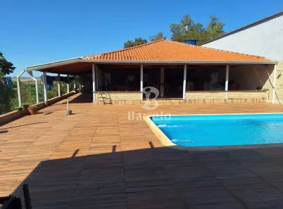 Fazenda/Sítio com 2 Quartos à venda, 160m² no , Londrina
