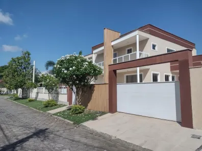 Casa de Condomínio com 4 Quartos à venda, 304m² no Ponta Grossa, Maricá