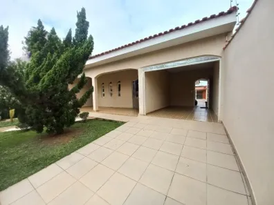 Casa com 3 Quartos à venda, 205m² no Centro, Peruíbe
