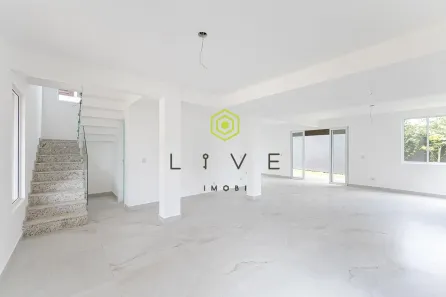 Casa de Condomínio com 3 Quartos à venda, 230m² no Santa Felicidade, Curitiba