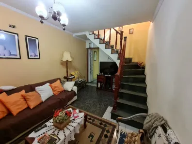 Sobrado com 3 Quartos à venda, 180m² no Jardim Avelino, São Paulo