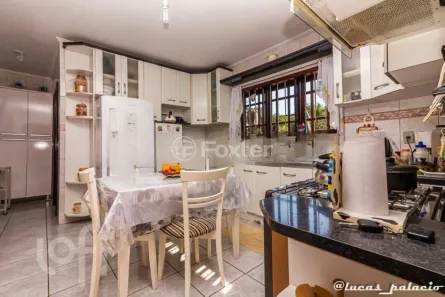 Casa com 3 Quartos à venda, 243m² no Rio Branco, Canoas