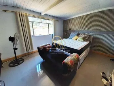 Casa com 3 Quartos à venda, 160m² no Duchas, Petrópolis