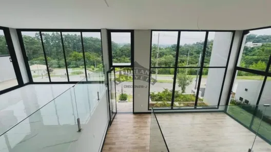 Sobrado com 4 Quartos à venda, 272m² no Parque Dom Henrique, Cotia
