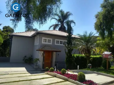 Casa de Condomínio com 3 Quartos à venda, 300m² no Chácara Moinho Velho, Carapicuíba