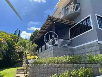 Casa com 4 Quartos à venda, 600m² no Bonsucesso, Petrópolis