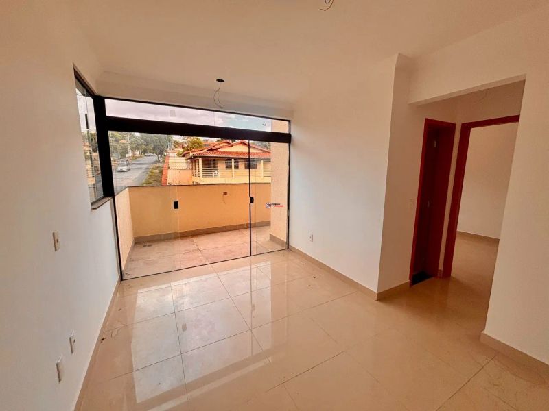 Apartamento com 2 quartos — Serrano, Belo Horizonte