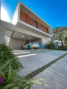 Casa de Condomínio com 4 Quartos à venda, 340m² no Massaguaçu, Caraguatatuba