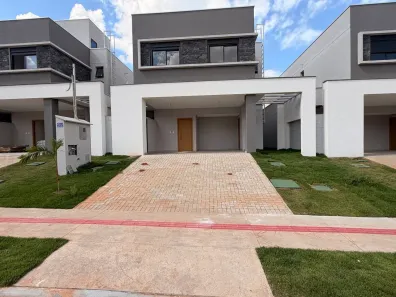 Casa de Condomínio com 4 Quartos para alugar, 201m² no Residencial Jardins Lyon, Aparecida de Goiânia