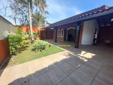 Casa com 3 Quartos à venda, 390m² no Centro, Bertioga