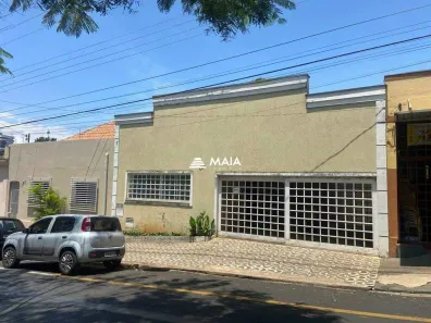 Casa com 3 Quartos à venda, 220m² no Mercês, Uberaba