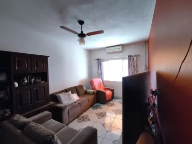 Casa com 2 Quartos à venda, 181m² no Jardim Almeida, Araraquara