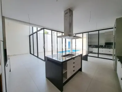 Casa de Condomínio com 3 Quartos à venda, 271m² no Swiss Park, Campinas