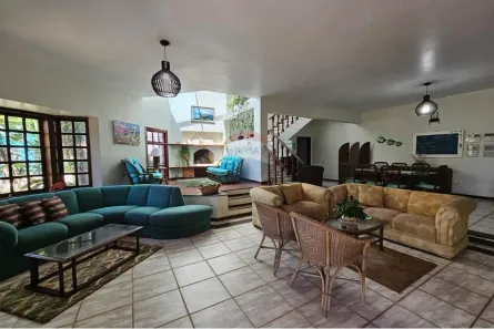 Sobrado com 5 Quartos à venda, 321m² no Guaratuba, Bertioga